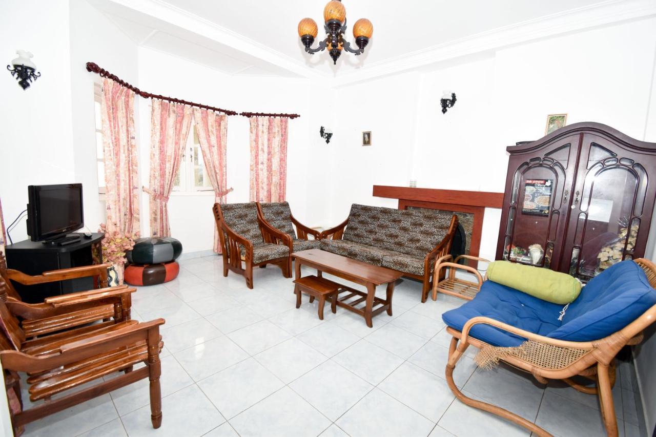 St. Anne Holiday Bunglow Νουβάρα Ελίγια Εξωτερικό φωτογραφία